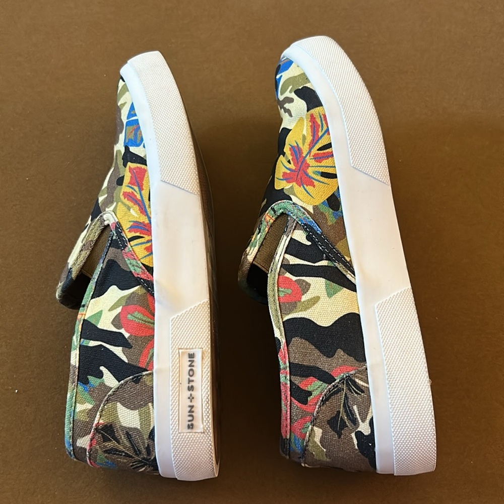 Sun & Stone Floral Camo Slip-On Sneakers Size 8.5 - Picture 4 of 15
